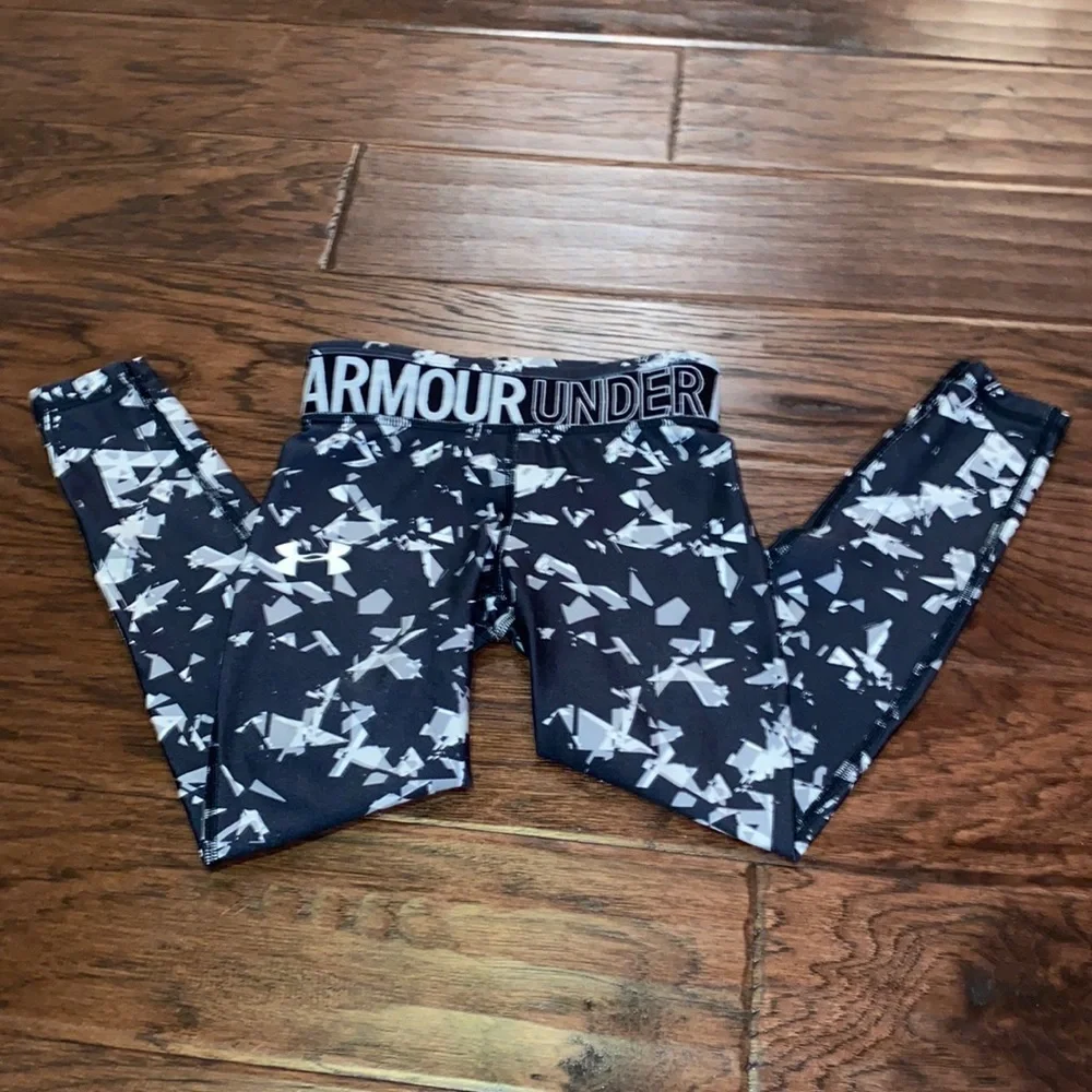 Under Armour black gray & white design leggings waistband tights youth XS pants - Picture 1 of 5
